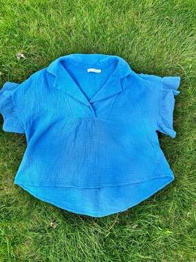 Ces Femme Blue Cotton Gauze Ruffle Sleeve V-Neck Top